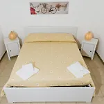 A Due Passi Dal Centro Bed and Breakfast