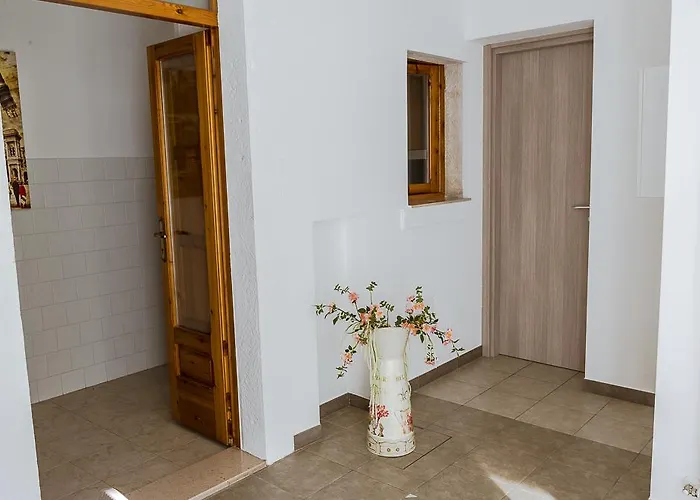 A Due Passi Dal Centro