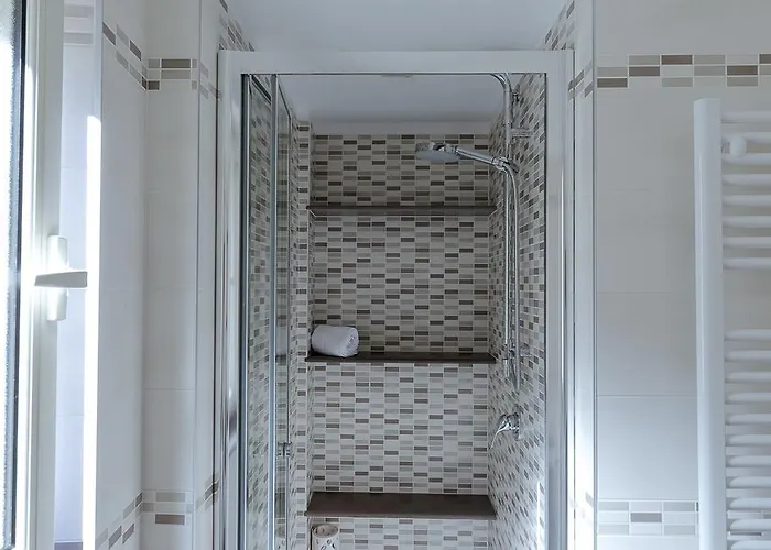 A Due Passi Dal Centro