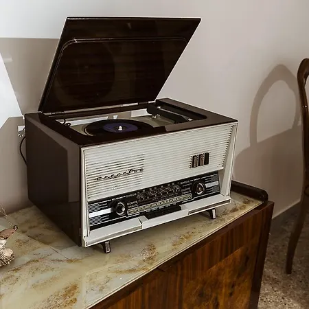 A Due Passi Dal Centro فندق مبيت وإفطار 3*