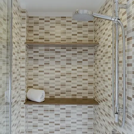 A Due Passi Dal Centro