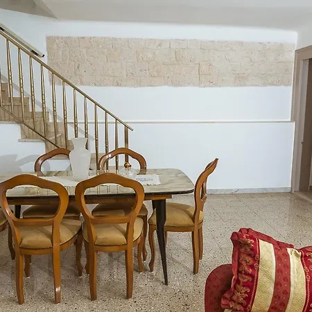 Panzió A Due Passi Dal Centro Alberobello